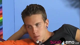 Emo starting-point barebacked after licking lollipop